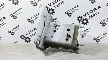 Кронштейн усилителя бампера передний правый Nissan Juke 2012