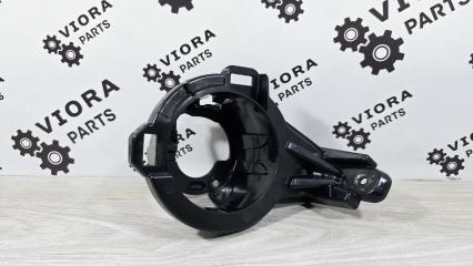 Запчасть кронштейн противотуманной фары передний левый Nissan Juke 2012