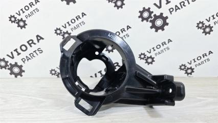 Запчасть кронштейн противотуманной фары передний правый Nissan Juke 2012