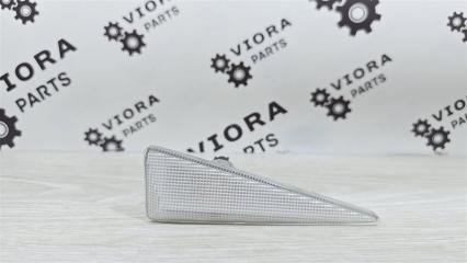 Запчасть повторитель поворота в крыло левый Renault Megane 2009