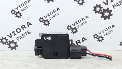 Запчасть блок управления вентилятором Ford Focus 2006