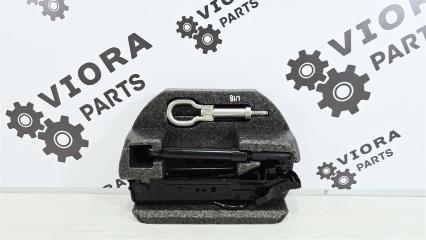 Домкрат Ford Fusion 2008