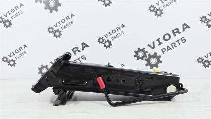 Домкрат Ford Fusion 2007