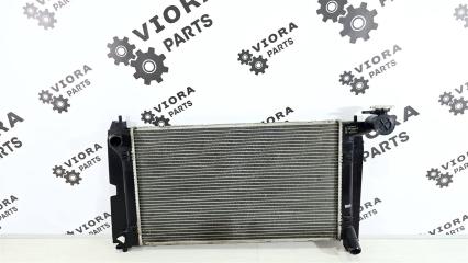 Радиатор охлаждения двигателя Toyota Avensis 2008