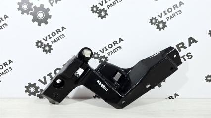 Запчасть кронштейн фары передний правый Citroen C-Crosser 2010