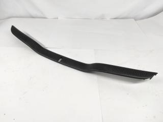 Накладка замка багажника soarer 1994 JZZ30 1JZ-GTE