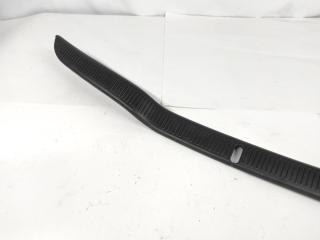 Накладка замка багажника soarer 1994 JZZ30 1JZ-GTE