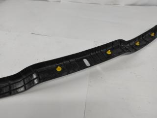 Накладка замка багажника soarer 1994 JZZ30 1JZ-GTE