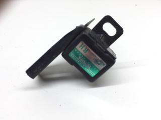 Датчик подушки безопасности передний правый Toyota aristo JZS160 2JZ-GE