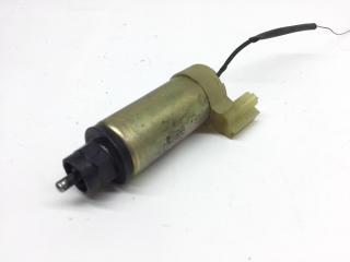 Замок лючка бензобака soarer 1994 JZZ30 1JZ-GTE