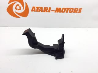 Крепление домкрата заднее правое TOYOTA MARK2 1996