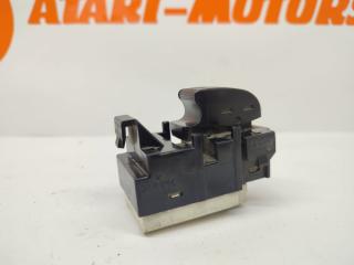 Кнопка стеклоподъемника Toyota MARK2 1996