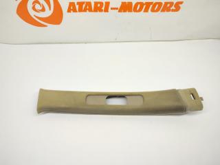 Накладка на стойку кузова правая toyota MARK2 1996