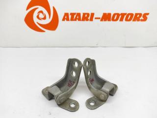 Петля двери передняя правая TOYOTA MARK2 1994