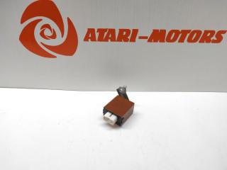 Блок управления стеклоочистителем TOYOTA CHASER 1995