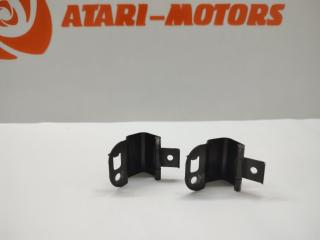 Петли крышки бардачка TOYOTA CHASER 1995