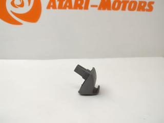 Крючок солнцезащитного козырька передний FORD MONDEO 1.6L Zetec-E EFI (90PS)