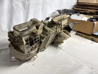 Корпус печки toyota MARK 2 1997