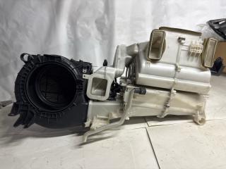 Корпус печки toyota aristo 1998