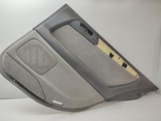 Обшивка боковой двери задняя правая TOYOTA ARISTO 1998