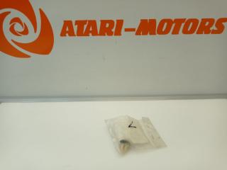 Запчасть клипса кузова mitsubishi airtrek 2003