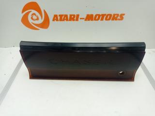 Вставка между стопов Toyota chaser 1993 контрактная Вставка между стопов Toyota chaser 1993