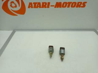 Запчасть датчик педали тормоза Toyota Mark 2 1999