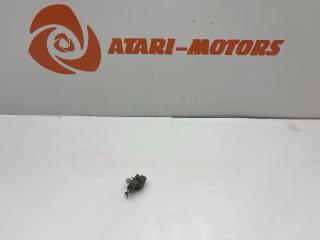 Плафон подсветки багажника TOYOTA MARK2 1996 контрактная Плафон подсветки багажника TOYOTA MARK2 1996