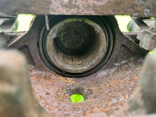 Суппорт передний левый CYNOS 1996-1999 EL52 4E-FE