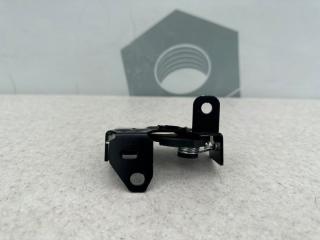 Фото запчасти замок капота Mercedes-benz C новая запчасть Запчасть замок капота Mercedes-benz C