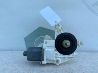 Фото запчасти моторчик стеклоподъемника задней левой двери Mercedes-benz C 2010 контрактная запчасть Запчасть моторчик стеклоподъемника задней левой двери Mercedes-benz C 2010