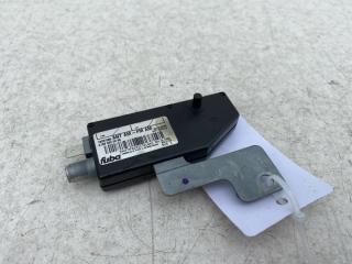 Фото запчасти усилитель антенны Mercedes-benz ML 2004 контрактная запчасть Запчасть усилитель антенны Mercedes-benz ML 2004