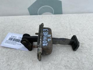 Фото запчасти ограничитель задней двери Mercedes-benz ML 2004 контрактная запчасть Запчасть ограничитель задней двери Mercedes-benz ML 2004