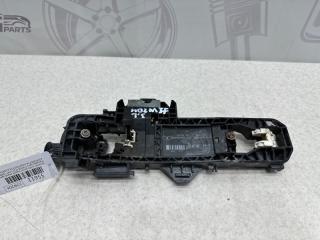 Фото запчасти опорная скоба ручки задней левой двери Mercedes-benz C 2009 контрактная запчасть Запчасть опорная скоба ручки задней левой двери Mercedes-benz C 2009