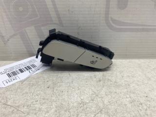 Фото запчасти кнопки обогрева сидений правая дверь Mercedes-benz GLC 2016 контрактная запчасть Запчасть кнопки обогрева сидений правая дверь Mercedes-benz GLC 2016