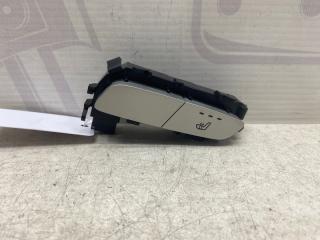 Фото запчасти кнопки обогрева сидений правая дверь Mercedes-benz C 2016 контрактная запчасть Запчасть кнопки обогрева сидений правая дверь Mercedes-benz C 2016