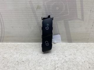 Фото запчасти кнопка центрального замка пассажирская дверь Mercedes-benz ML 2013 контрактная запчасть Запчасть кнопка центрального замка пассажирская дверь Mercedes-benz ML 2013