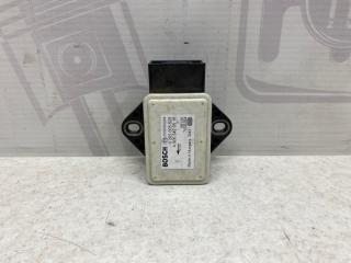 Фото запчасти датчик угловой скорости esp Mercedes-benz Vito 2008 контрактная запчасть Запчасть датчик угловой скорости esp Mercedes-benz Vito 2008