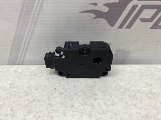 Фото запчасти моторчик заслонки печки Mercedes-benz CLA 2019 контрактная запчасть Запчасть моторчик заслонки печки Mercedes-benz CLA 2019