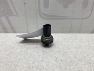 Фото запчасти датчик давления кондиционера Mercedes-benz ML контрактная запчасть Запчасть датчик давления кондиционера Mercedes-benz ML