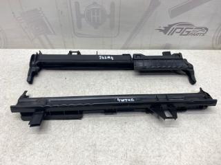 Рамка радиатора Mercedes-benz B 2014