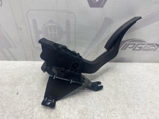 Педаль газа Mercedes-benz B 2016