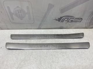 Фото запчасти накладка порога внутренняя Mercedes-benz CLA контрактная запчасть Запчасть накладка порога внутренняя Mercedes-benz CLA