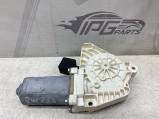 Фото запчасти моторчик стеклоподъемника Mercedes-benz CLS 2011 контрактная запчасть Запчасть моторчик стеклоподъемника Mercedes-benz CLS 2011