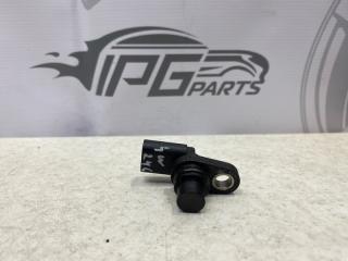 Запчасть датчик распредвала Mercedes-benz B 2014