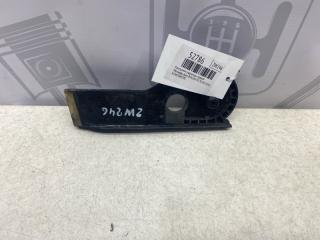 Кронштейн радиатора правый Mercedes-benz B 2016