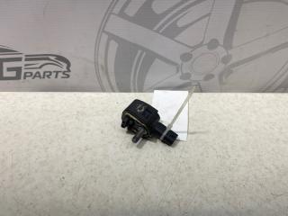 Запчасть датчик удара BMW X5