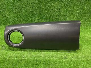 Бардачок Toyota Vitz 2015