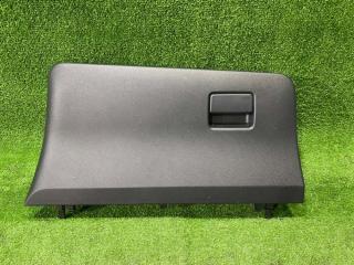 Бардачок Toyota Vitz 2015