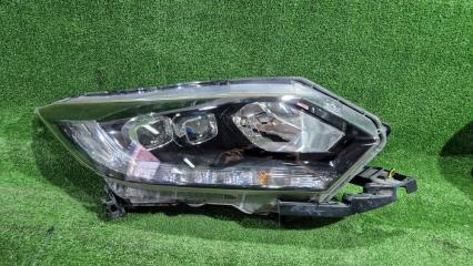 Фара правая Honda Vezel 2014